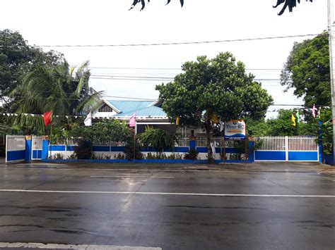 FOUR RC FARM RESORT .